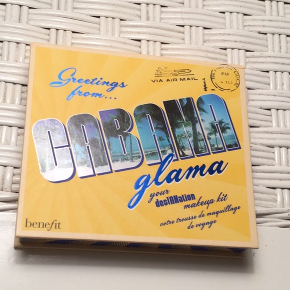 Cabana Glama Makeup Kit - Picture 2 of 4